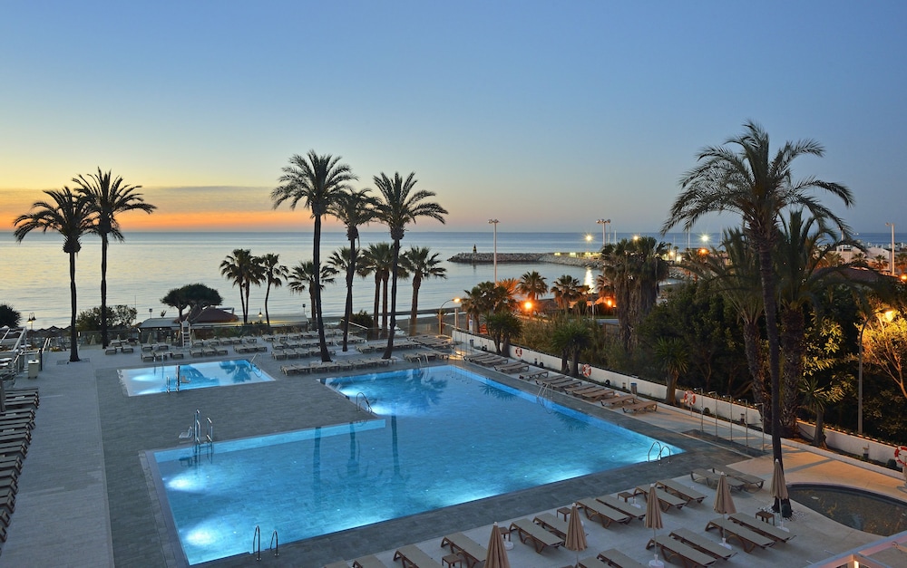 Ocean House Costa del Sol by Grupotel — Swimming pool in Torremolinos, Andalusia