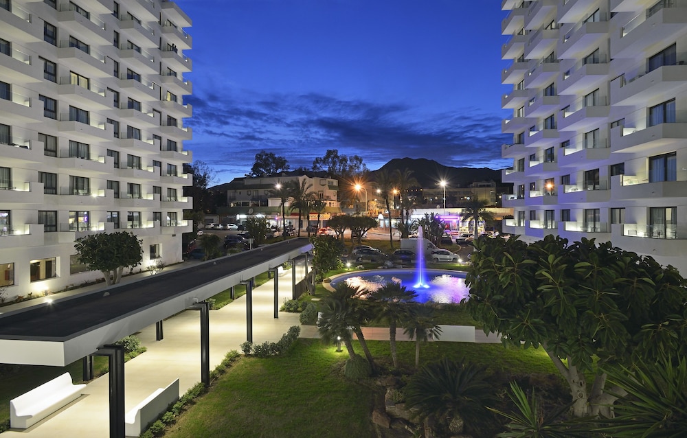 Ocean House Costa del Sol by Grupotel — Hotel building in Torremolinos, Andalusia