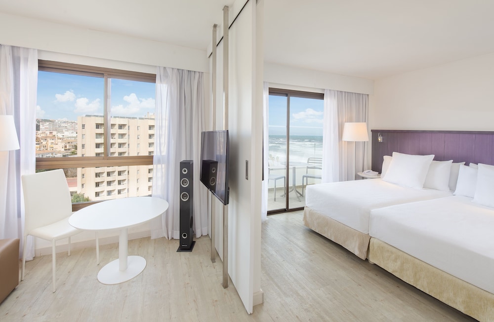 Ocean House Costa del Sol by Grupotel — Hotel rooms in Torremolinos, Andalusia