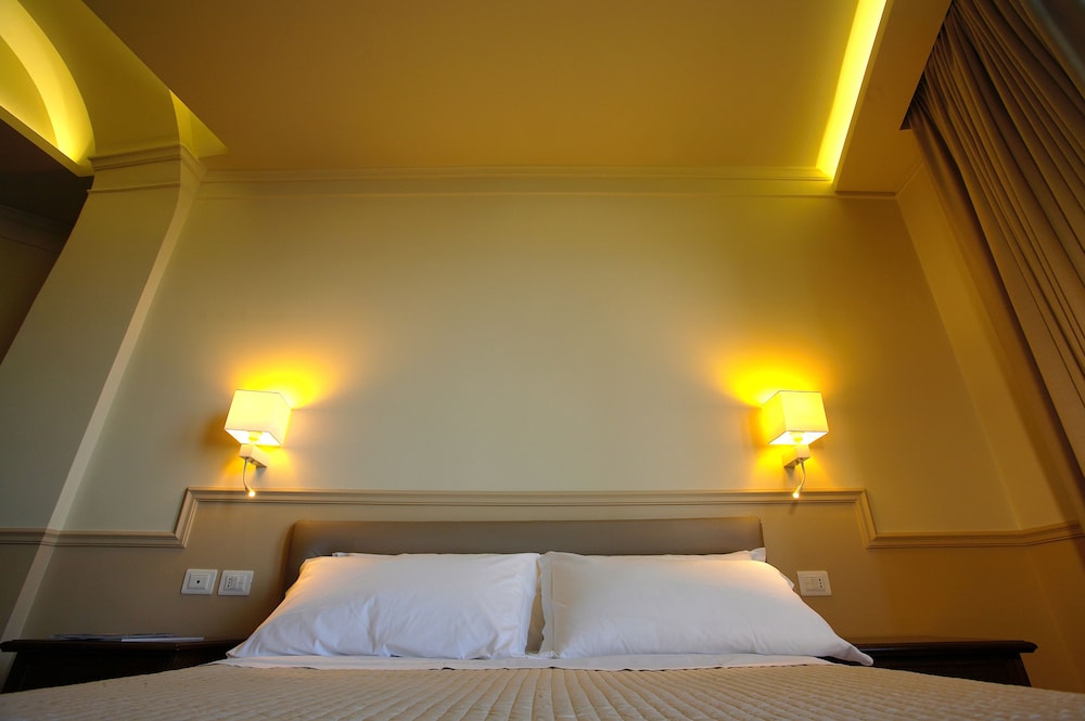 Airone Wellness Hotel — Hotel rooms in Zafferana Etnea, Sicily