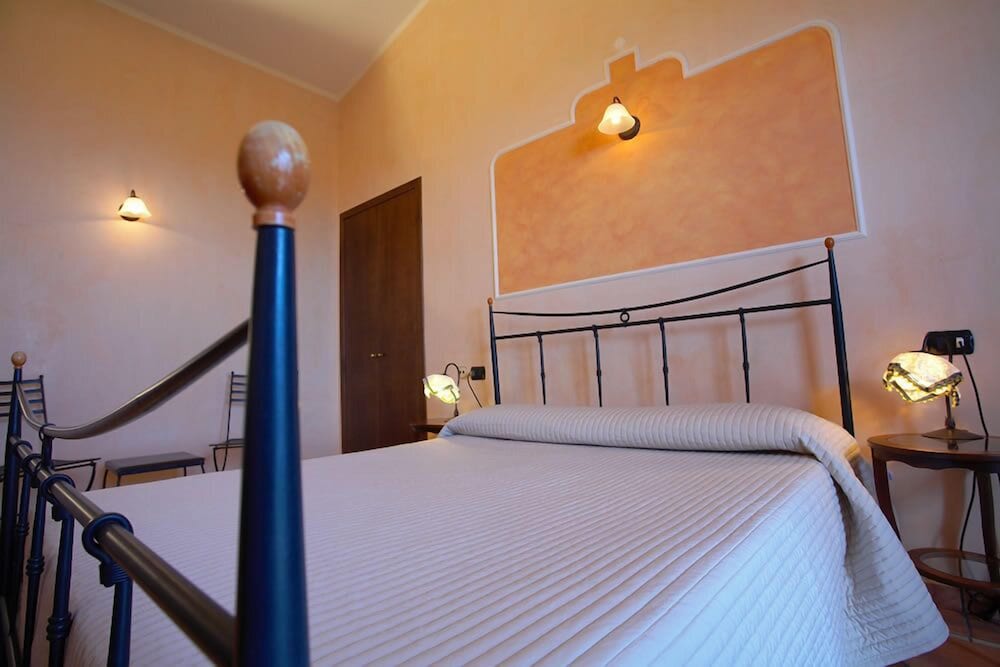 Airone Wellness Hotel — Hotel rooms in Zafferana Etnea, Sicily