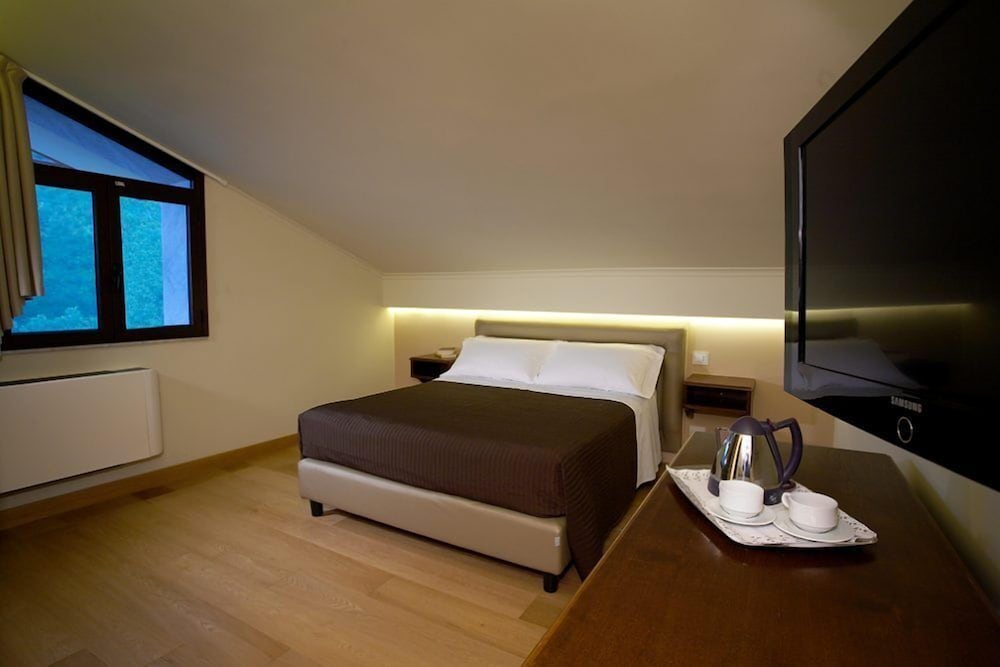 Airone Wellness Hotel — Hotel rooms in Zafferana Etnea, Sicily