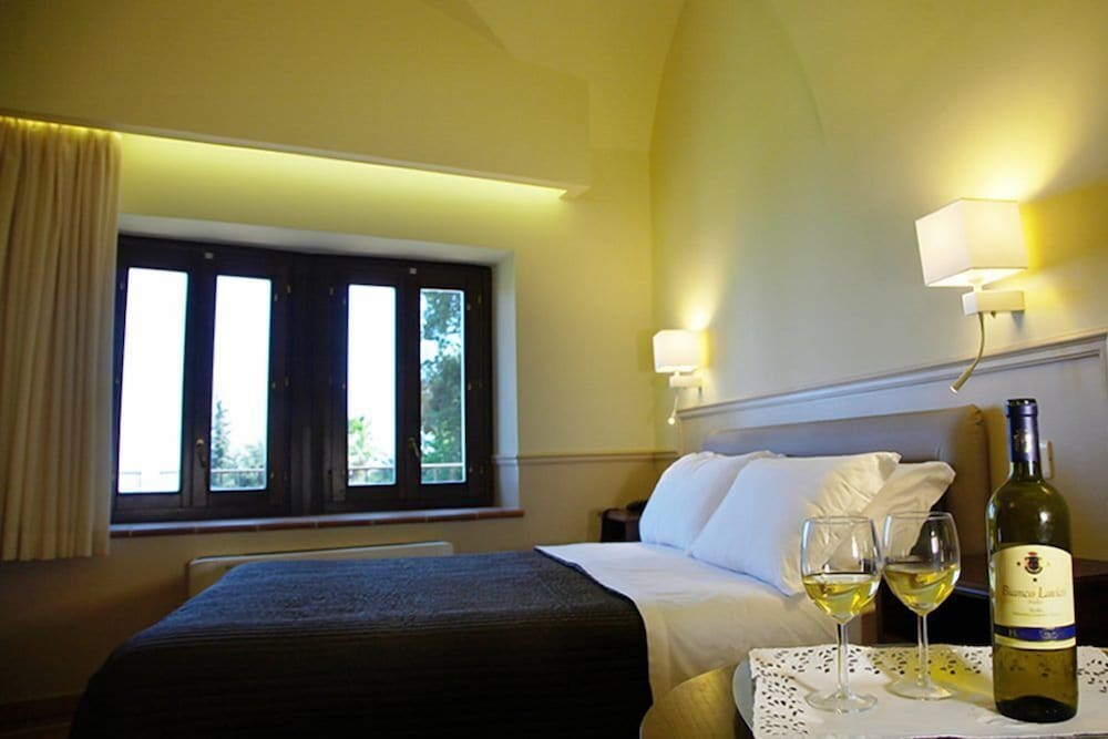 Airone Wellness Hotel — Hotel rooms in Zafferana Etnea, Sicily
