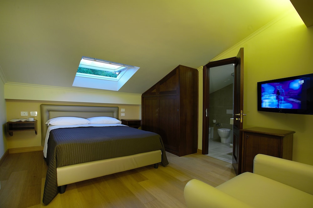 Airone Wellness Hotel — Hotel rooms in Zafferana Etnea, Sicily
