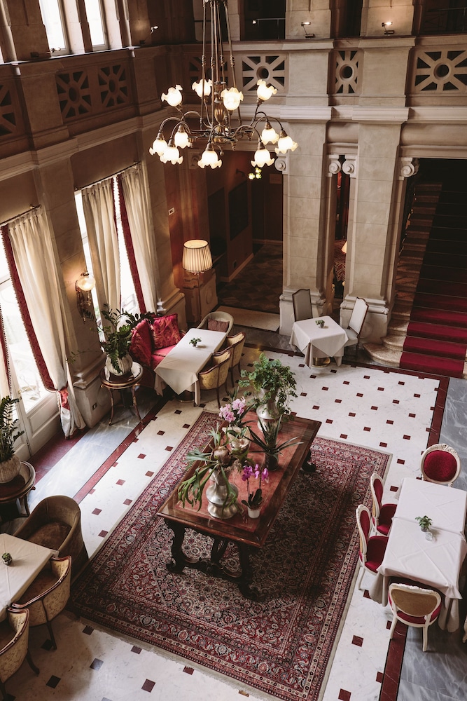 Albergo Terminus Hotel — Restaurant & bars in Como, Lombardy