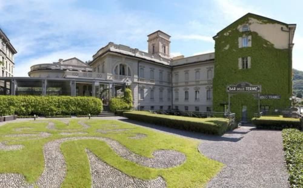 Albergo Terminus Hotel — Hotel building in Como, Lombardy