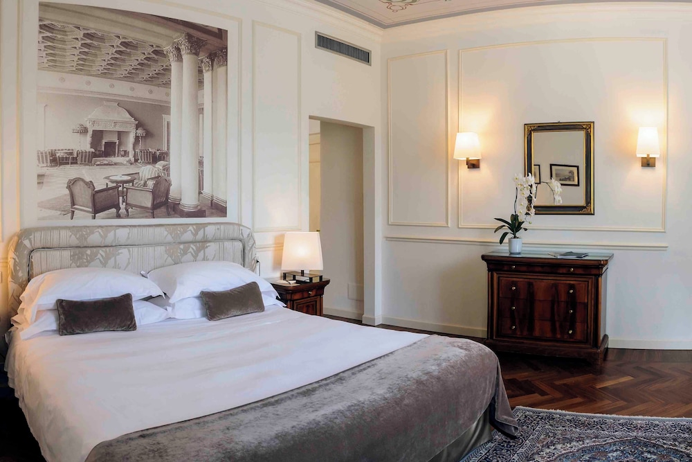 Albergo Terminus Hotel — Hotel rooms in Como, Lombardy