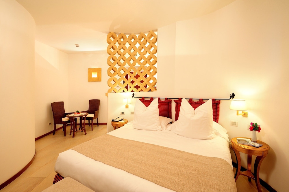 Hotel Alberi del Paradiso — Hotel rooms in Cefalù, Sicily