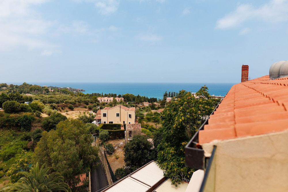 Hotel Alberi del Paradiso — Attractions in the area in Cefalù, Sicily