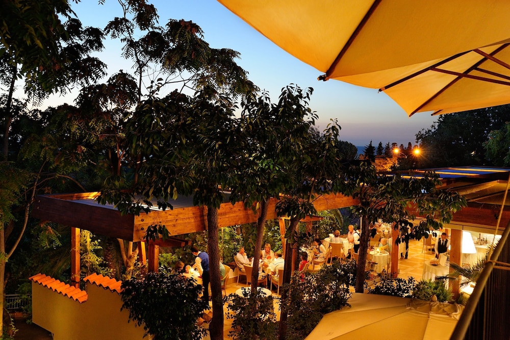 Hotel Alberi del Paradiso — Restaurant & bars in Cefalù, Sicily