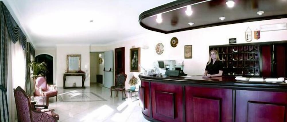 Hotel Alceste — Hotel building in Castelvetrano, Sicily