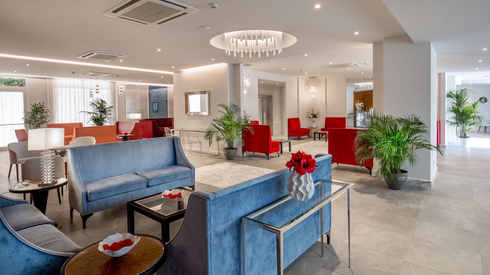 Hotel American Palace Eur — Hotel rooms in Rome, Lazio