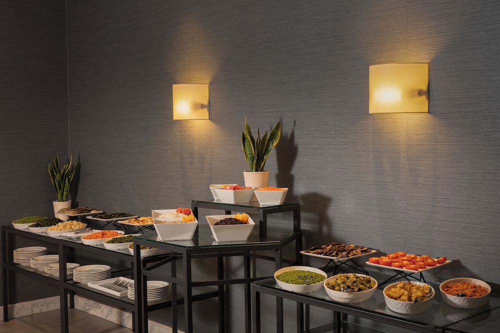 Hotel American Palace Eur — Hotel rooms in Rome, Lazio