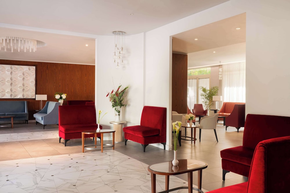 Hotel American Palace Eur — Hotel rooms in Rome, Lazio