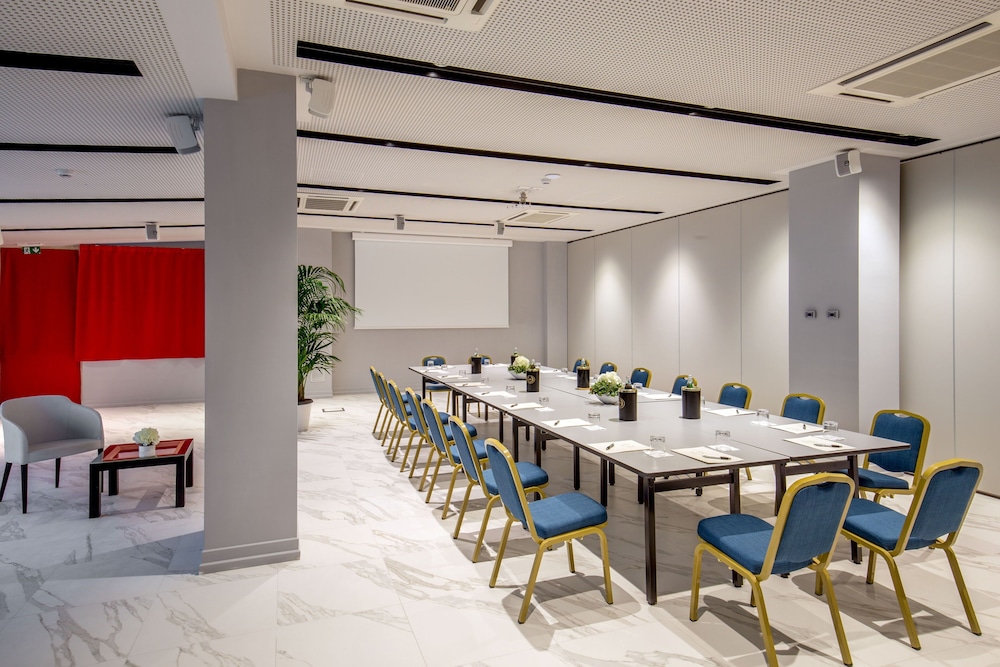 Hotel American Palace Eur — Hotel building in Rome, Lazio