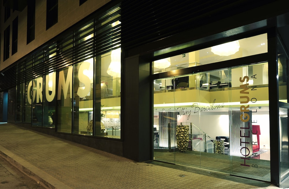 Grums Hotel — Hotel building in Barcelona, Catalonia