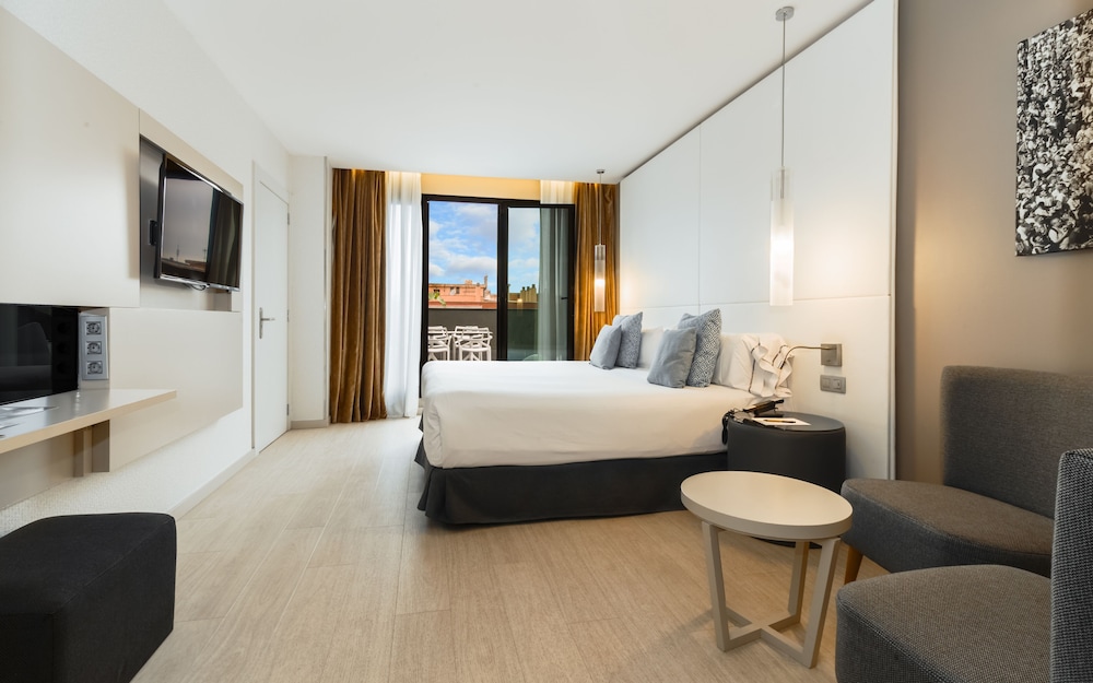 Grums Hotel — Hotel rooms in Barcelona, Catalonia