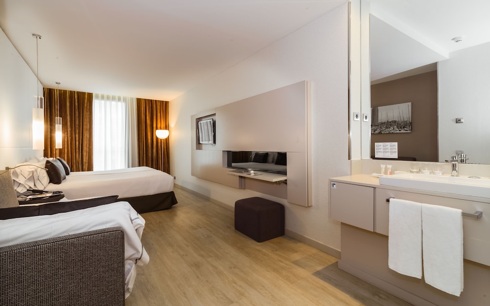 Grums Hotel — Hotel rooms in Barcelona, Catalonia