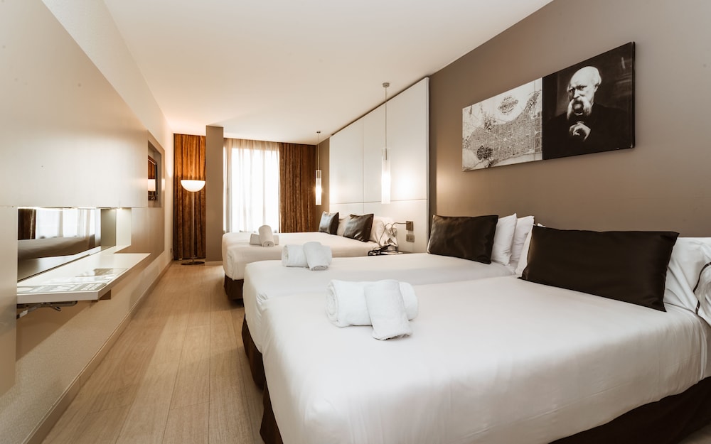 Grums Hotel — Hotel rooms in Barcelona, Catalonia