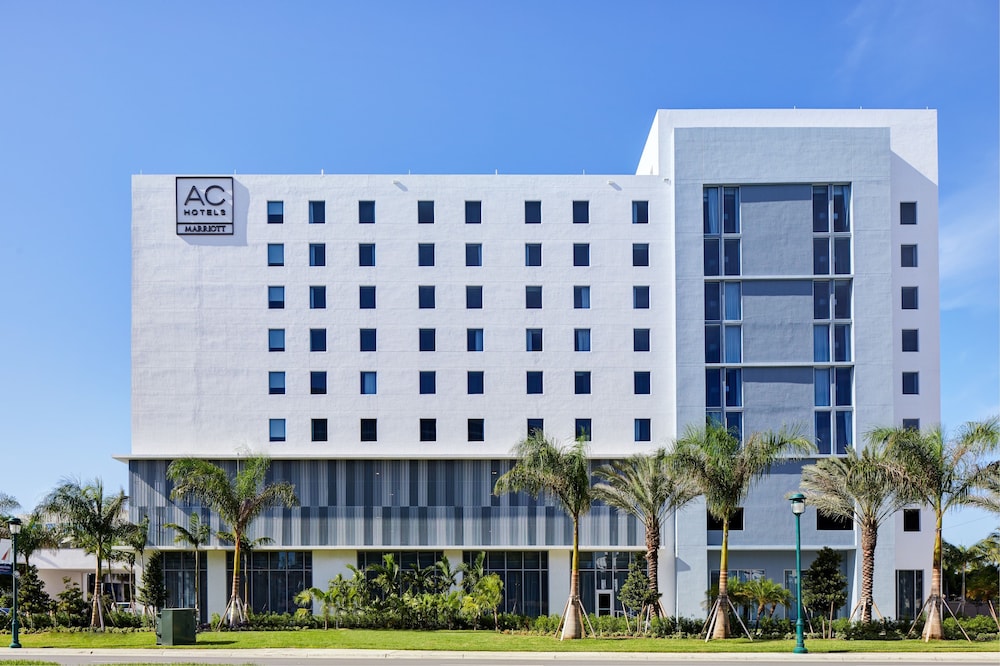 AC Hotel by Marriott Miami Aventura - zdjęcie 3