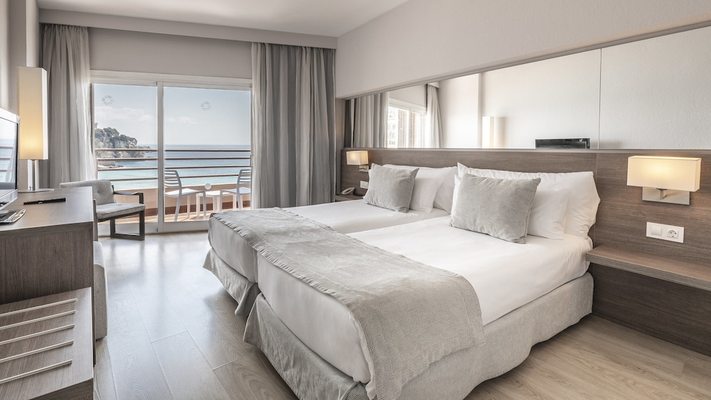 Be Live Experience Costa Palma — Hotel rooms in Palma de Mallorca, Balearic Islands