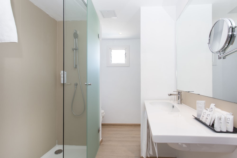 Be Live Experience Costa Palma — Hotel rooms in Palma de Mallorca, Balearic Islands