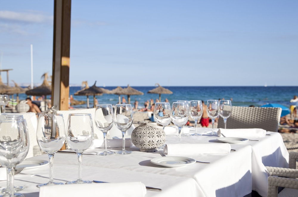 Be Live Experience Costa Palma — Restaurant & bars in Palma de Mallorca, Balearic Islands