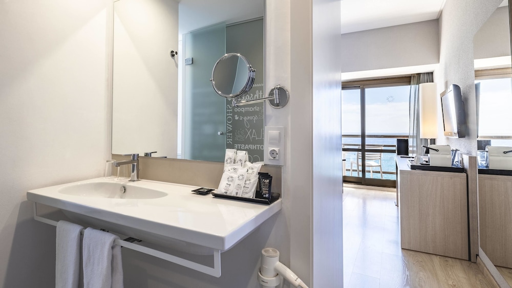 Be Live Adults Only Marivent — Hotel rooms in Palma de Mallorca, Balearic Islands