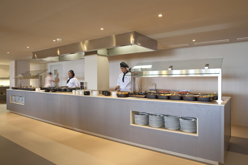 Be Live Adults Only Marivent — Restaurant & bars in Palma de Mallorca, Balearic Islands