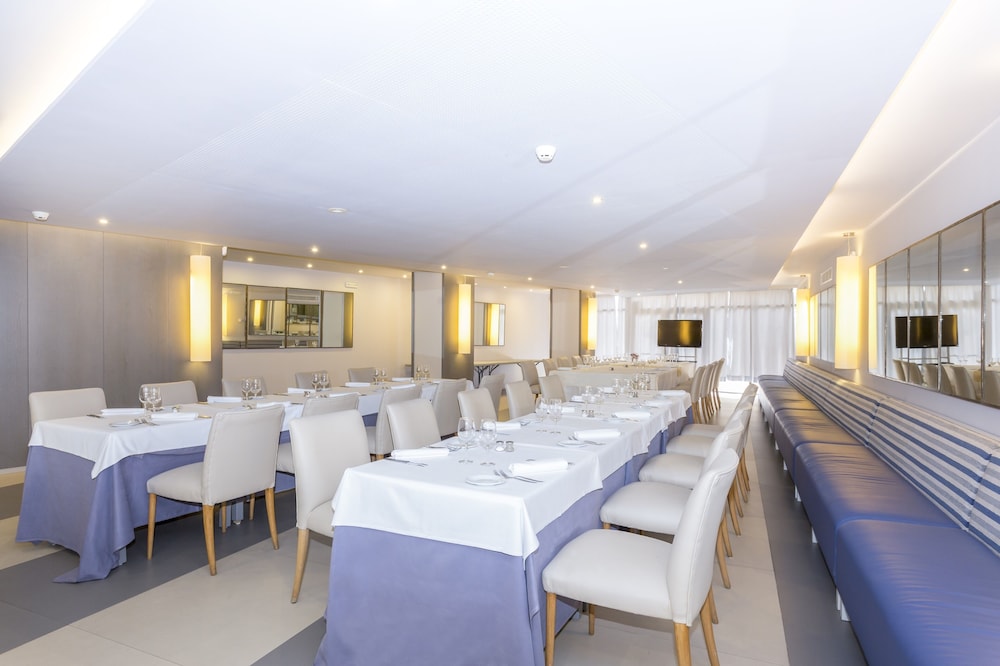 Be Live Adults Only Marivent — Restaurant & bars in Palma de Mallorca, Balearic Islands