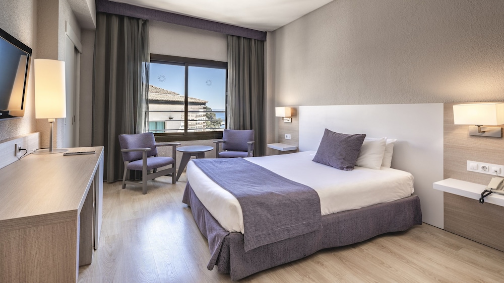 Be Live Adults Only Marivent — Hotel rooms in Palma de Mallorca, Balearic Islands
