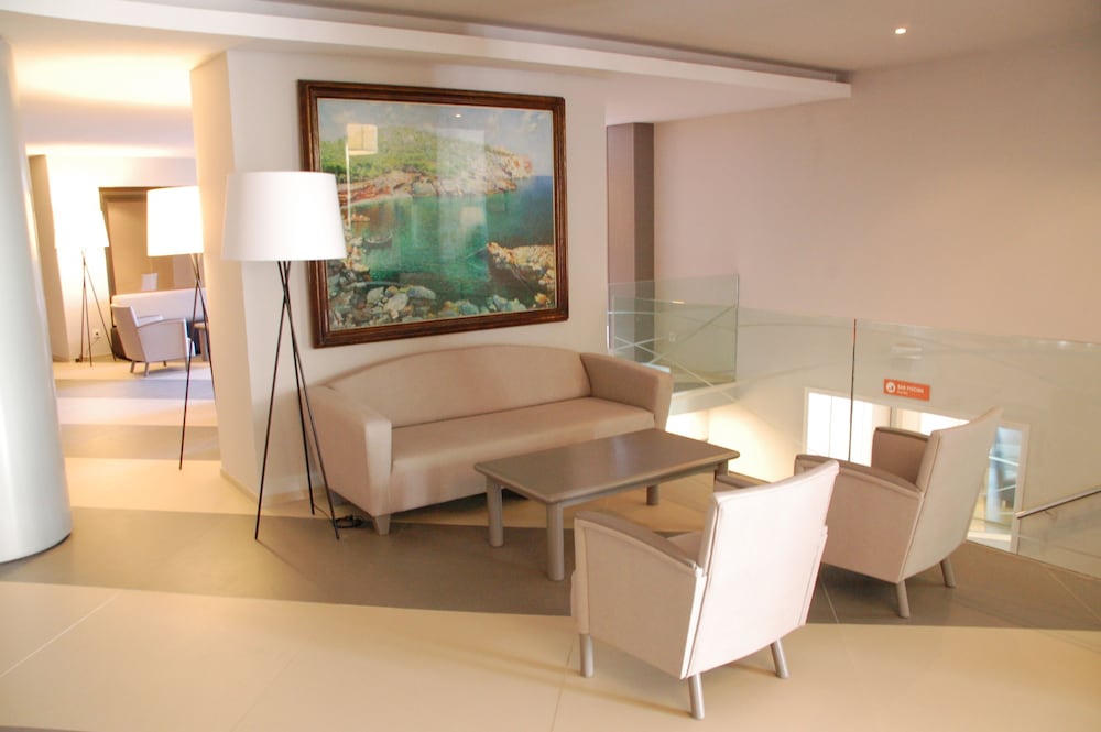 Be Live Adults Only Marivent — Hotel building in Palma de Mallorca, Balearic Islands