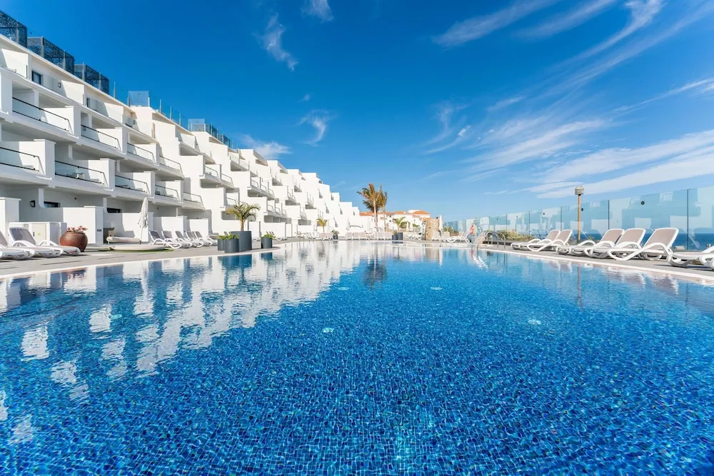 Occidental Roca Negra – Adults Only