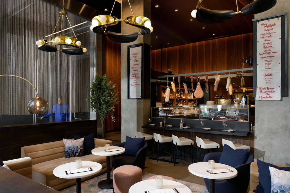 LUMA Hotel Times Square — Restaurant & bars in New York City, New York State