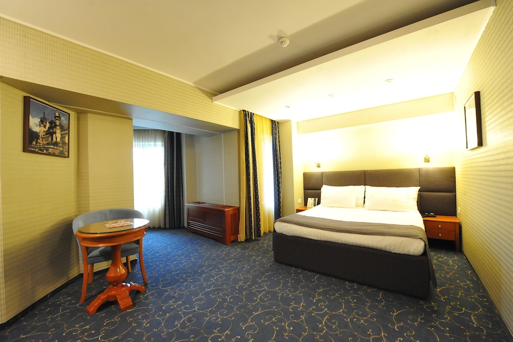 Crystal Palace Hotel - zdjęcie 4