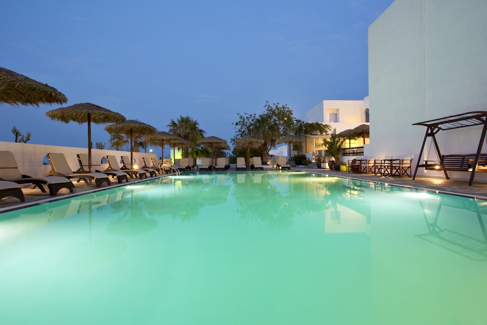 Alexandra Hotel — Main photo in Kamari, South Aegean