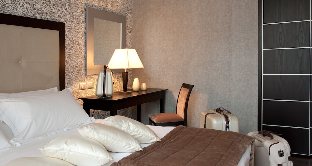 c-hotels Fiume — Hotel rooms in Rome, Lazio