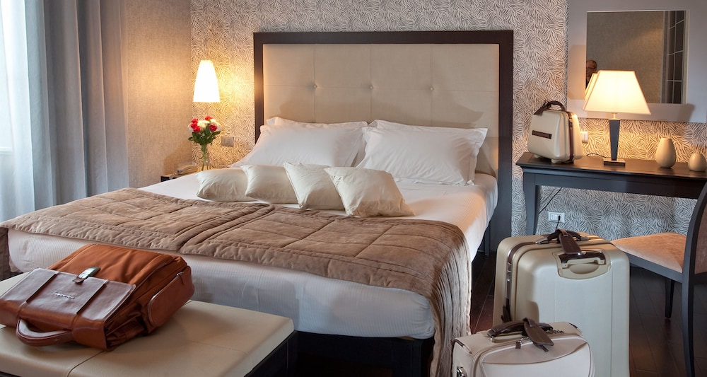 c-hotels Fiume — Hotel rooms in Rome, Lazio