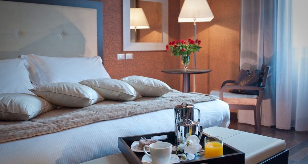 c-hotels Fiume — Hotel rooms in Rome, Lazio