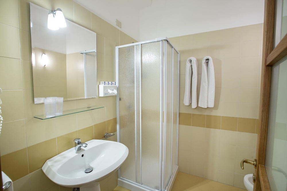 Baglio Santacroce — Hotel rooms in Valderice, Sicily