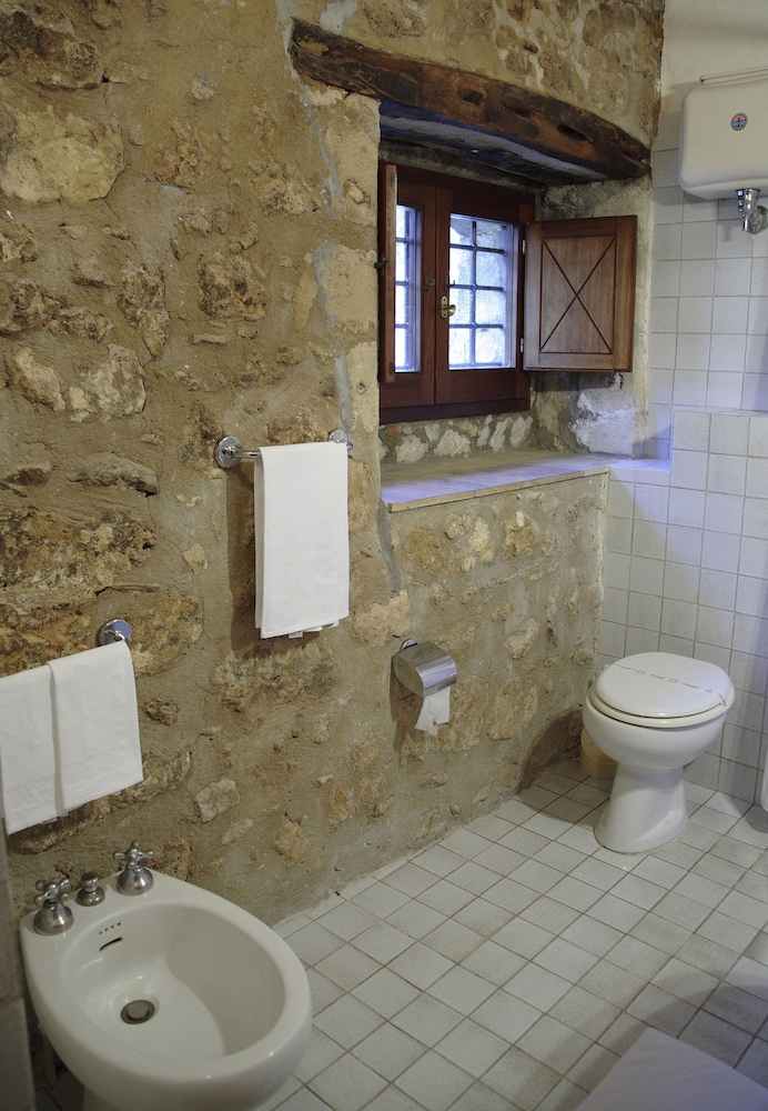 Baglio Santacroce — Hotel rooms in Valderice, Sicily