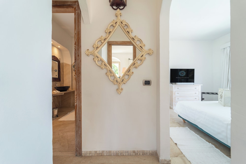 Hotel Balocco — Hotel rooms in Arzachena, Sardinia