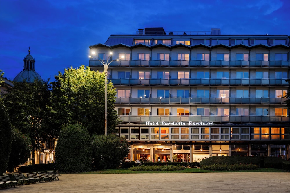 Hotel Barchetta Excelsior — Main photo in Como, Lombardy