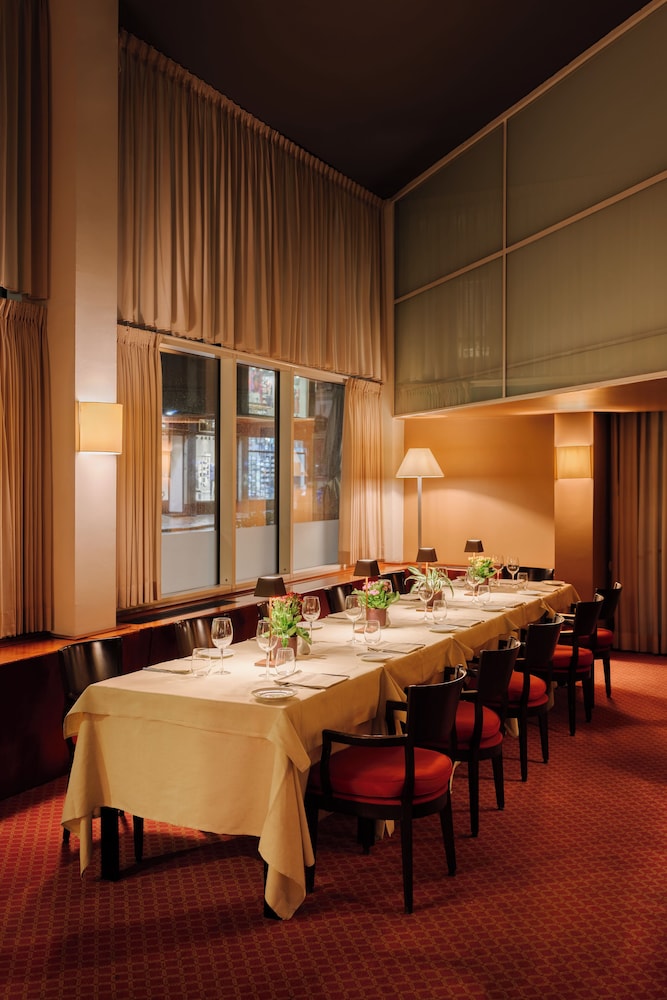Hotel Barchetta Excelsior — Restaurant & bars in Como, Lombardy
