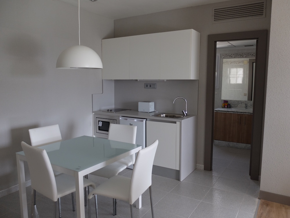 Aparthotel HG Jardin de Menorca — Hotel rooms in Son Bou, Balearic Islands