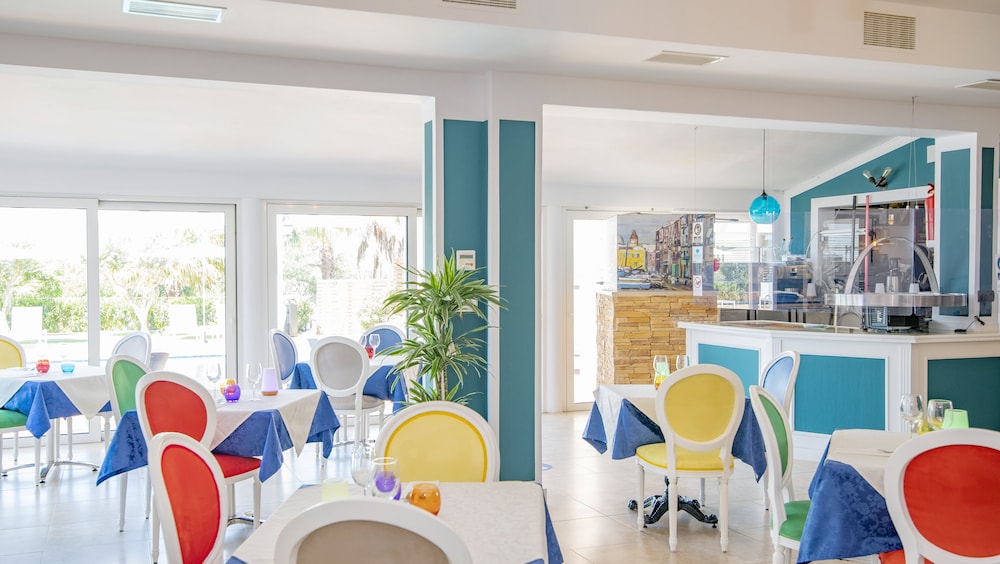Hotel Sa Barrera - Adults Only — Attractions for children in Cala'n Porter, Balearic Islands