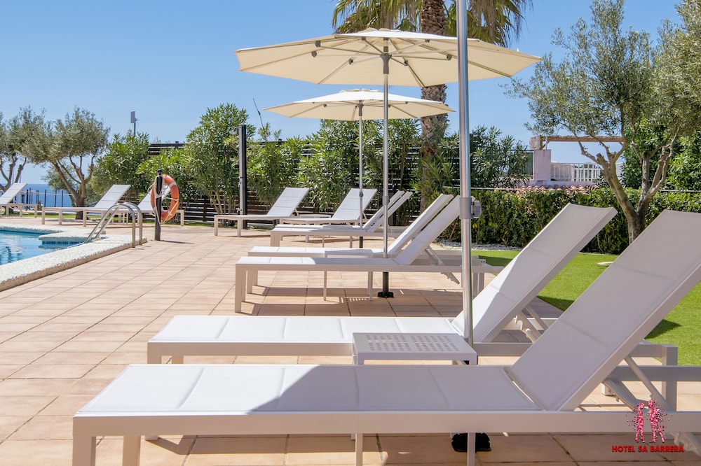 Hotel Sa Barrera - Adults Only — Beach in Cala'n Porter, Balearic Islands
