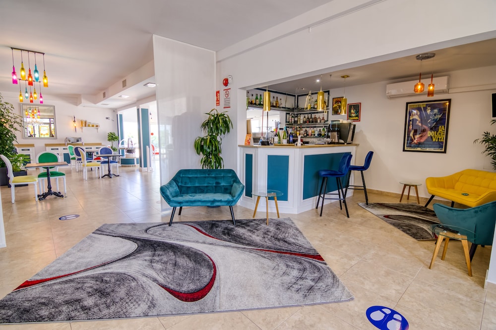 Hotel Sa Barrera - Adults Only — Hotel rooms in Cala'n Porter, Balearic Islands