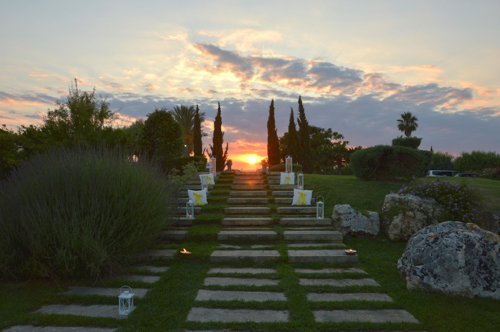 Borgo Pantano — Attractions in the area in Carrozziere, Sicily