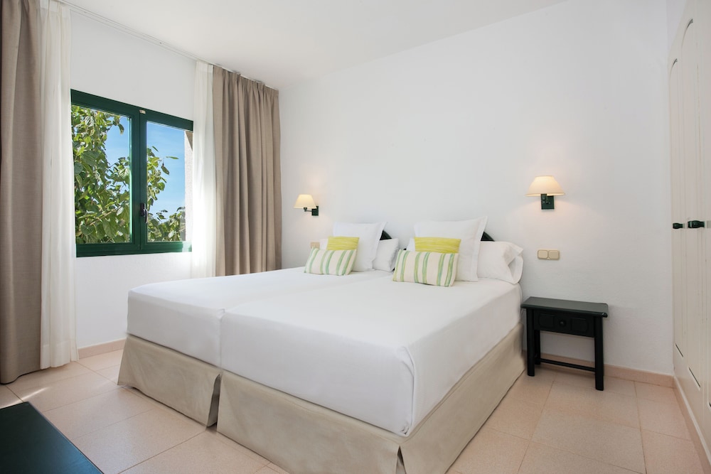 Valentin Son Bou — Hotel rooms in Son Bou, Balearic Islands